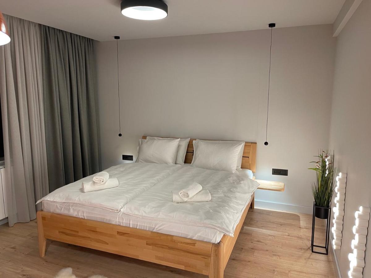 Connectin Apartments Pale Bagian luar foto
