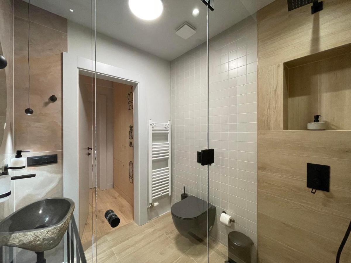 Connectin Apartments Pale Bagian luar foto
