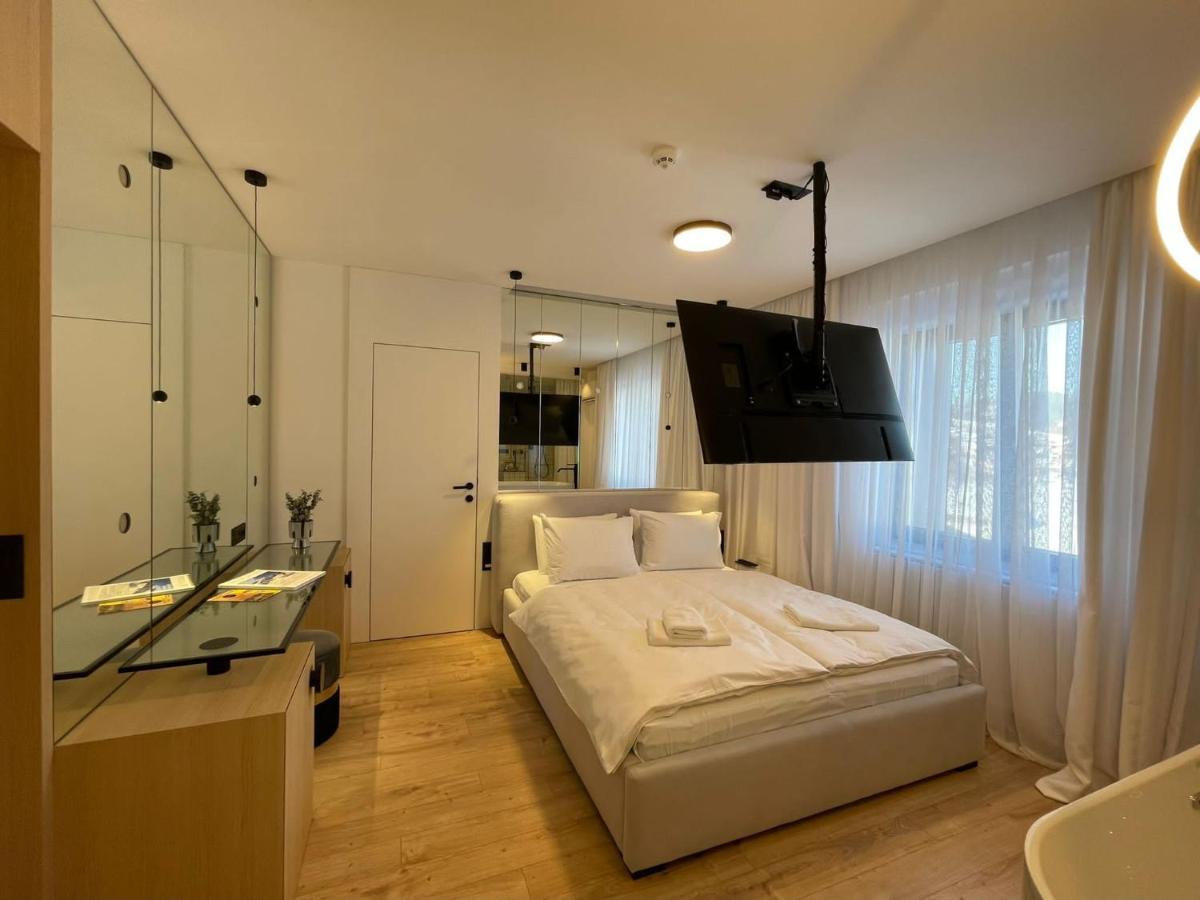 Connectin Apartments Pale Bagian luar foto
