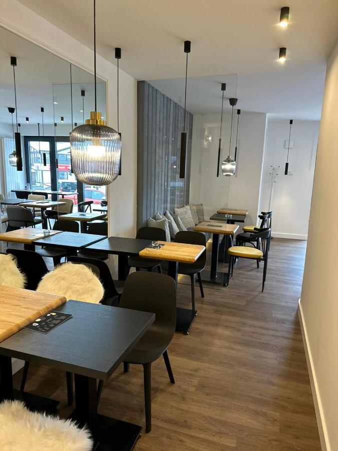 Connectin Apartments Pale Bagian luar foto